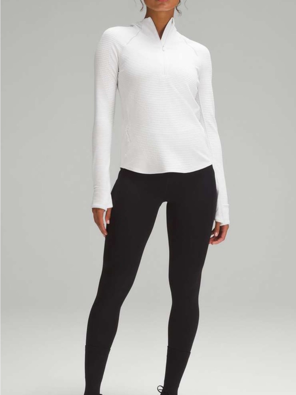 lululemon athletica Ventscape Hooded
Balaclava Long Sleeve